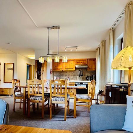 Ferienwohnung Lotti + Hochschwarzwald Card Titisee-Neustadt Exterior photo